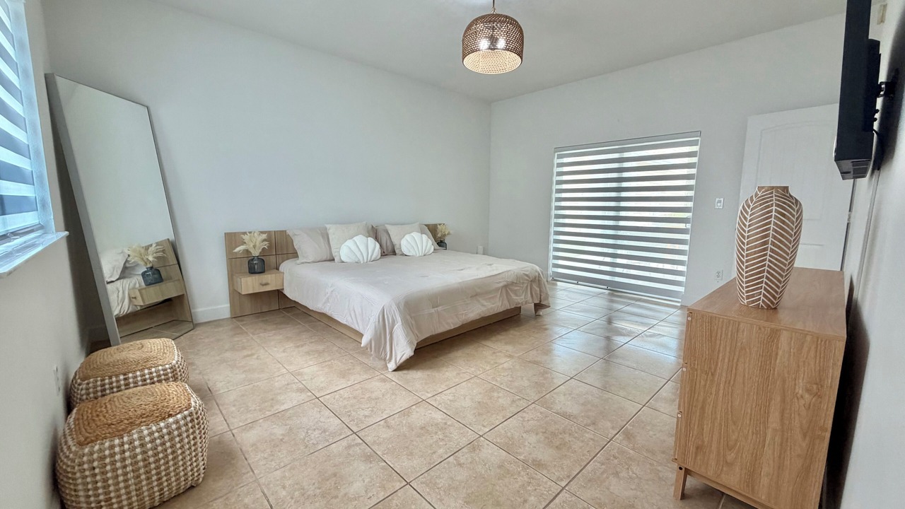 Photo of Bedroom in Alice Town
