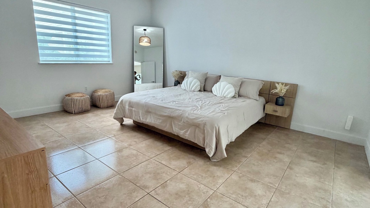 Photo of Bedroom in Alice Town
