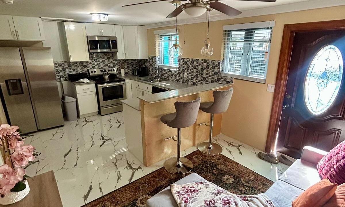 Photo of Livingroom in Belair Estates