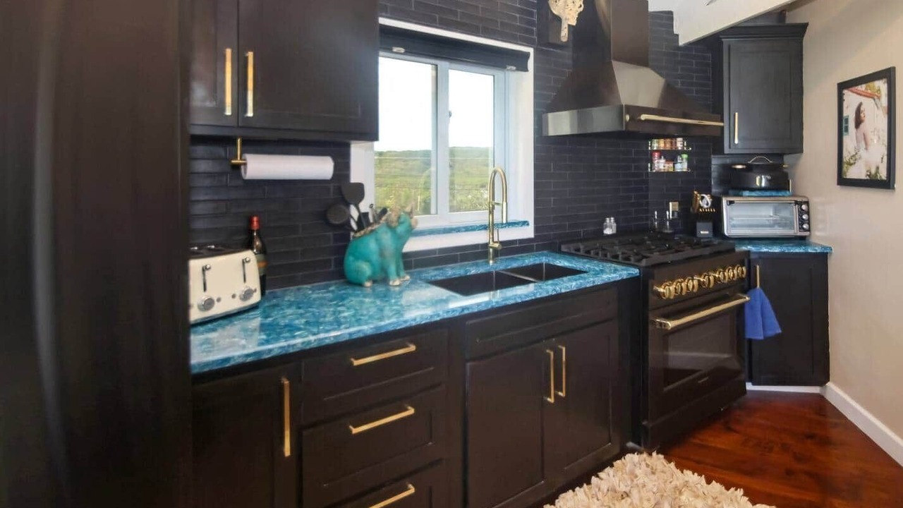 Photo of Kitchen in Tar Bay
