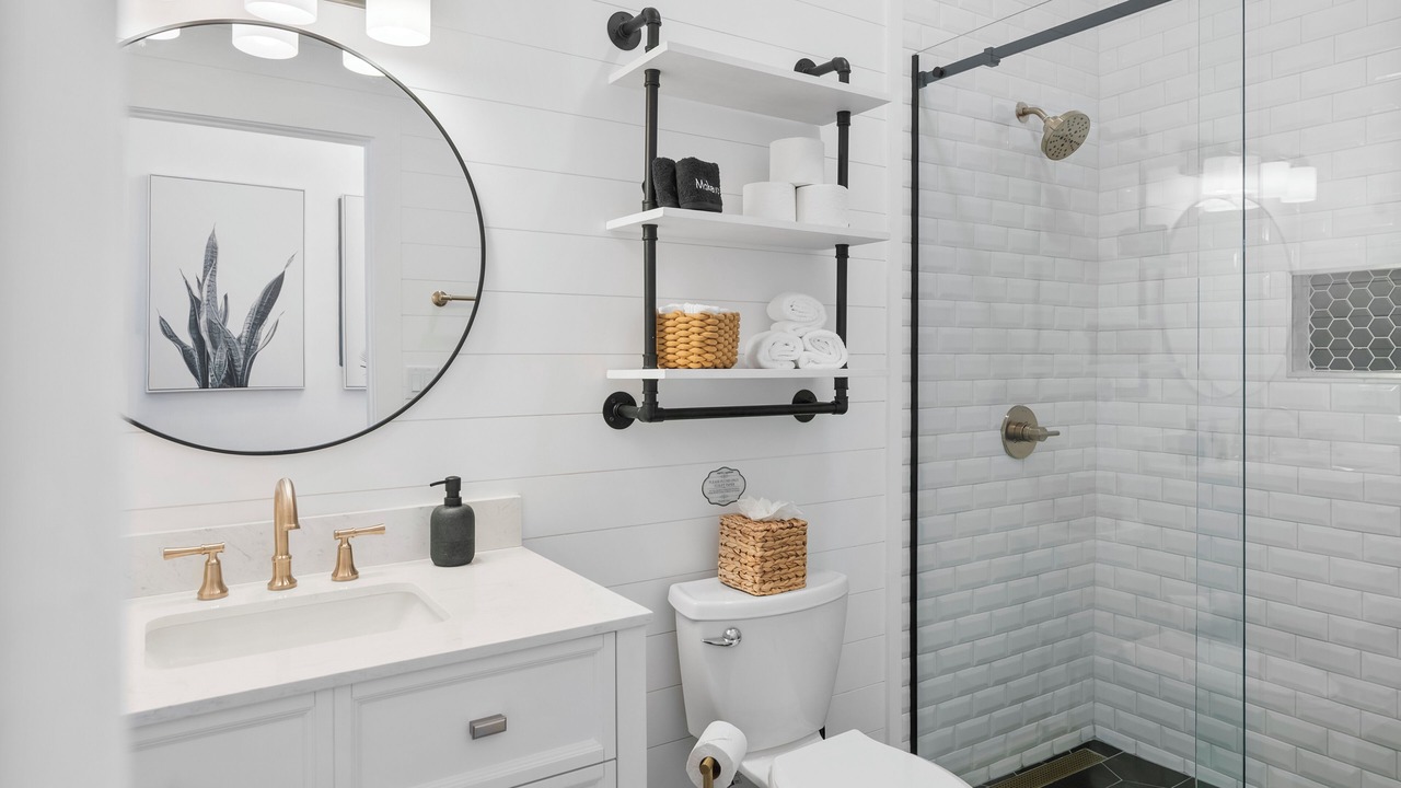 Photo of Bathroom in George Town