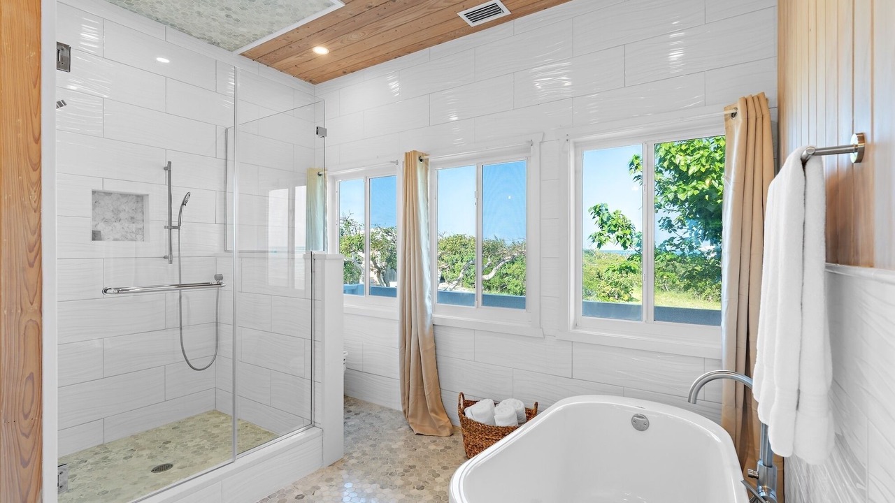 Photo of Bathroom in Hope Town