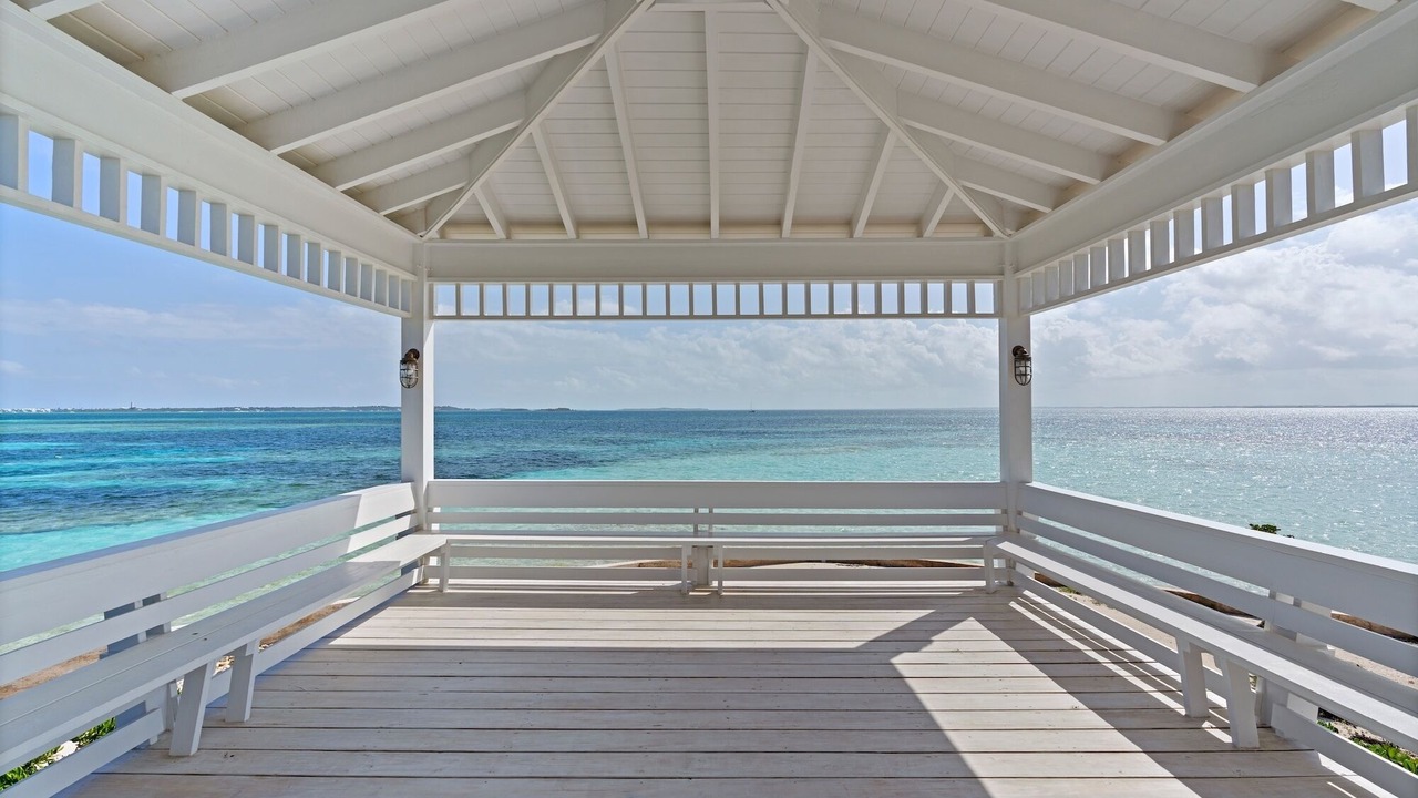 Photo of Patio Balcony in Hope Town