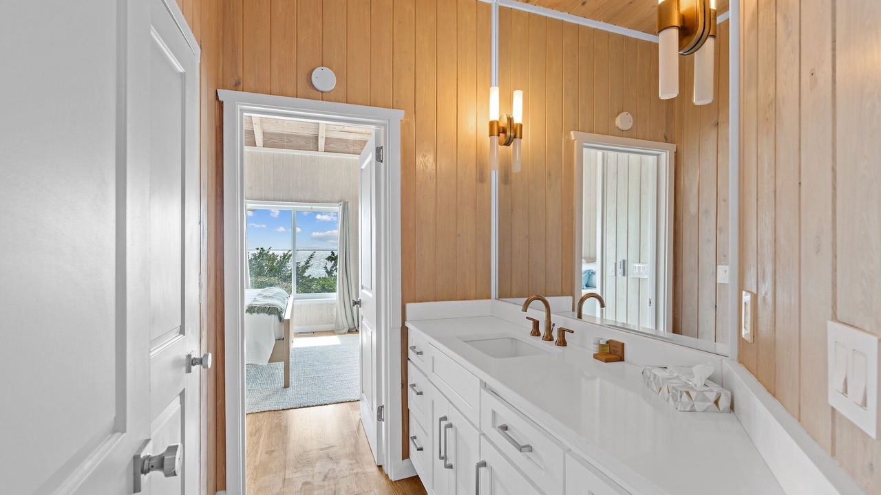 Photo of Bathroom in Hope Town