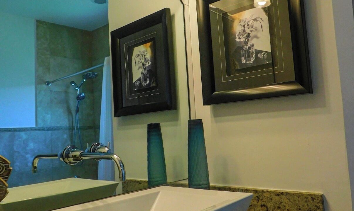 Photo of Bathroom in Alice Town