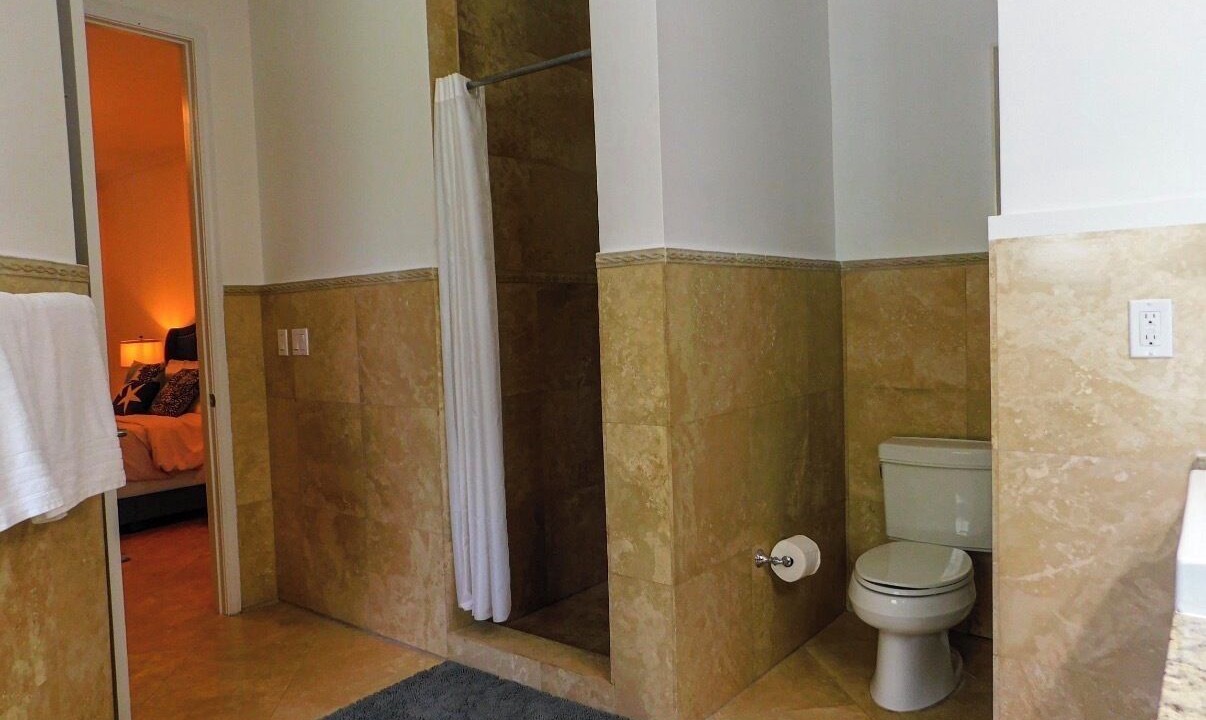 Photo of Bathroom in Alice Town