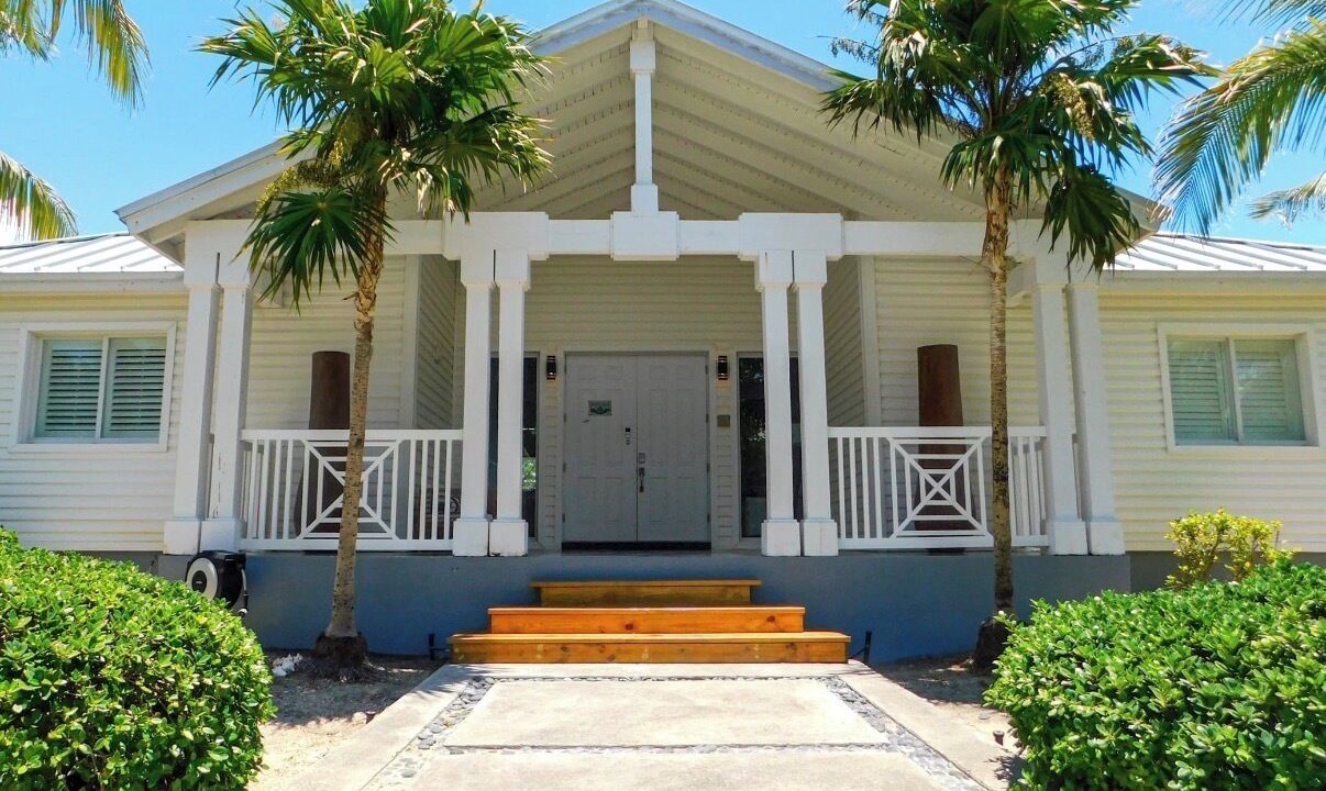 Photo of Outdoor in Alice Town