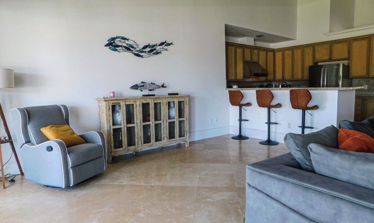 Photo of Livingroom in Alice Town