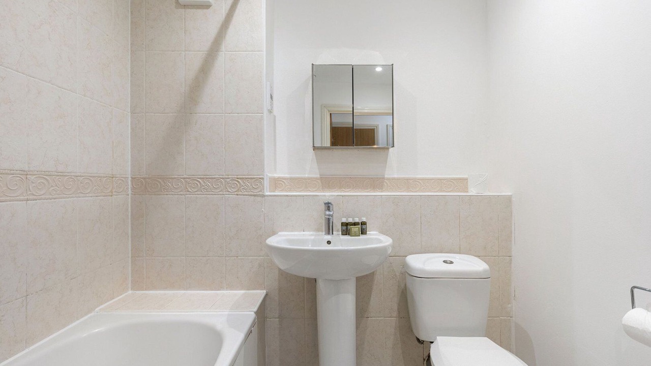 Photo of Bathroom in Custom House