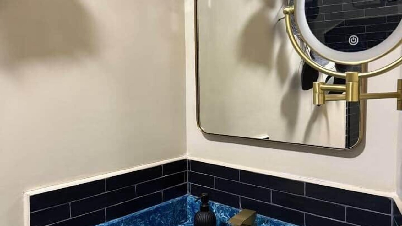 Photo of Bathroom in Tar Bay