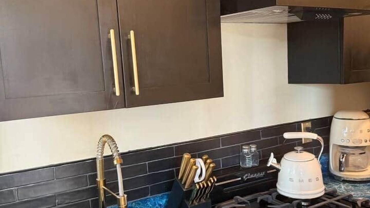 Photo of Kitchen in Tar Bay