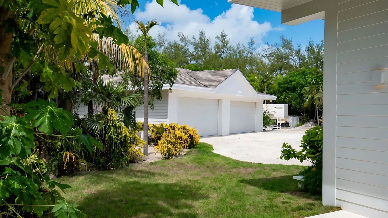Photo of Outdoor in Winding Bay