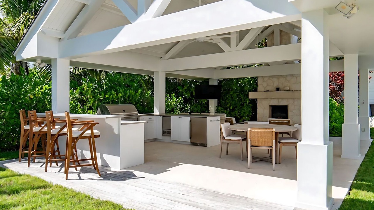 Photo of Outdoor in Winding Bay