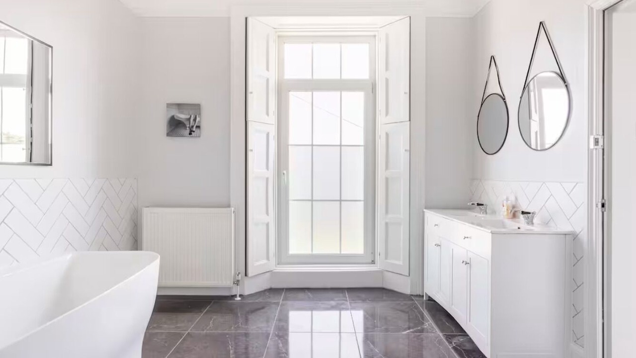Photo of Bathroom in Babbacombe