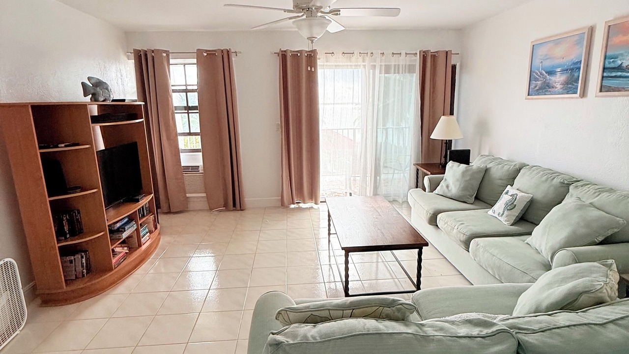 Photo of Livingroom in Williams Town