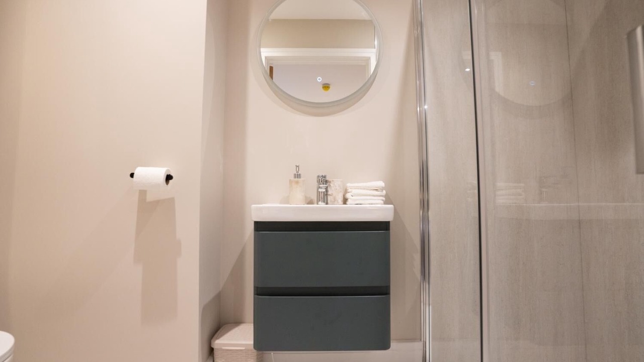 Photo of Bathroom in Broadway