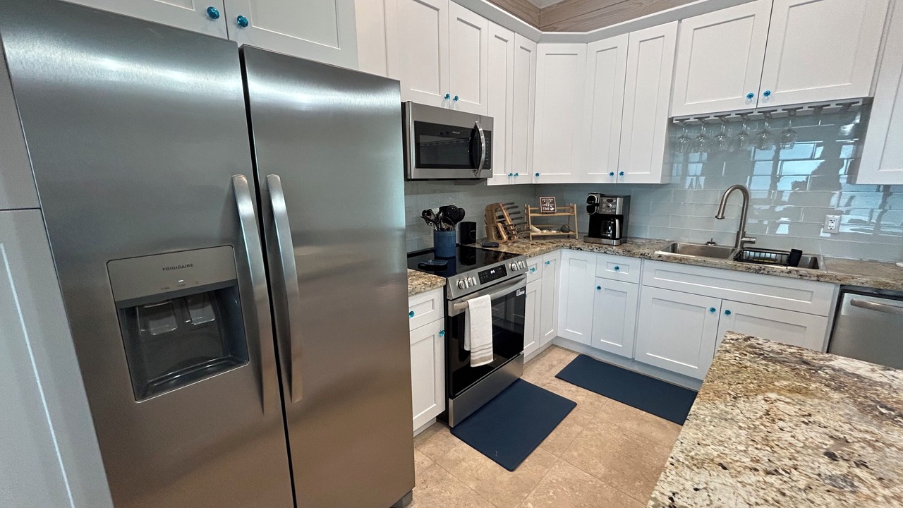 Photo of Kitchen in Lubbers Quarters Cay