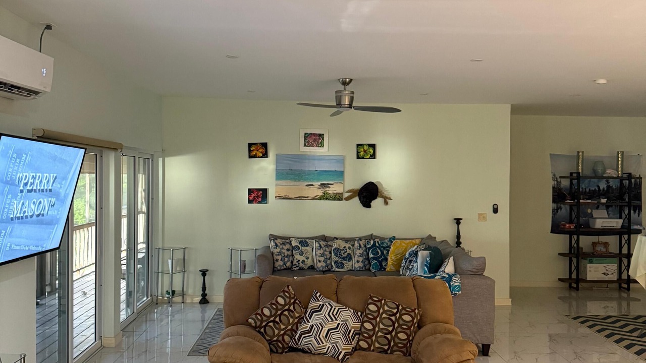 Photo of Livingroom in Old Bight