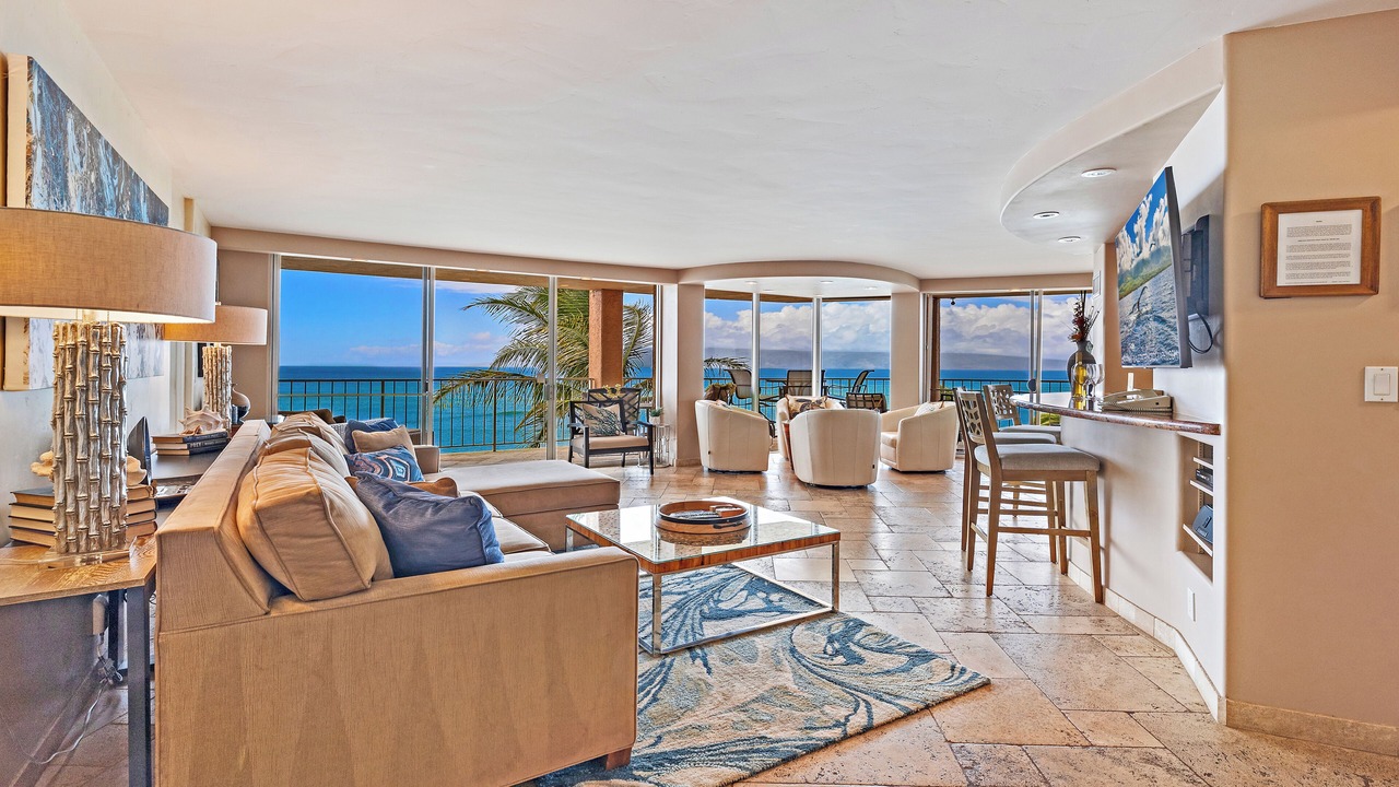 Photo of Livingroom in Kahana