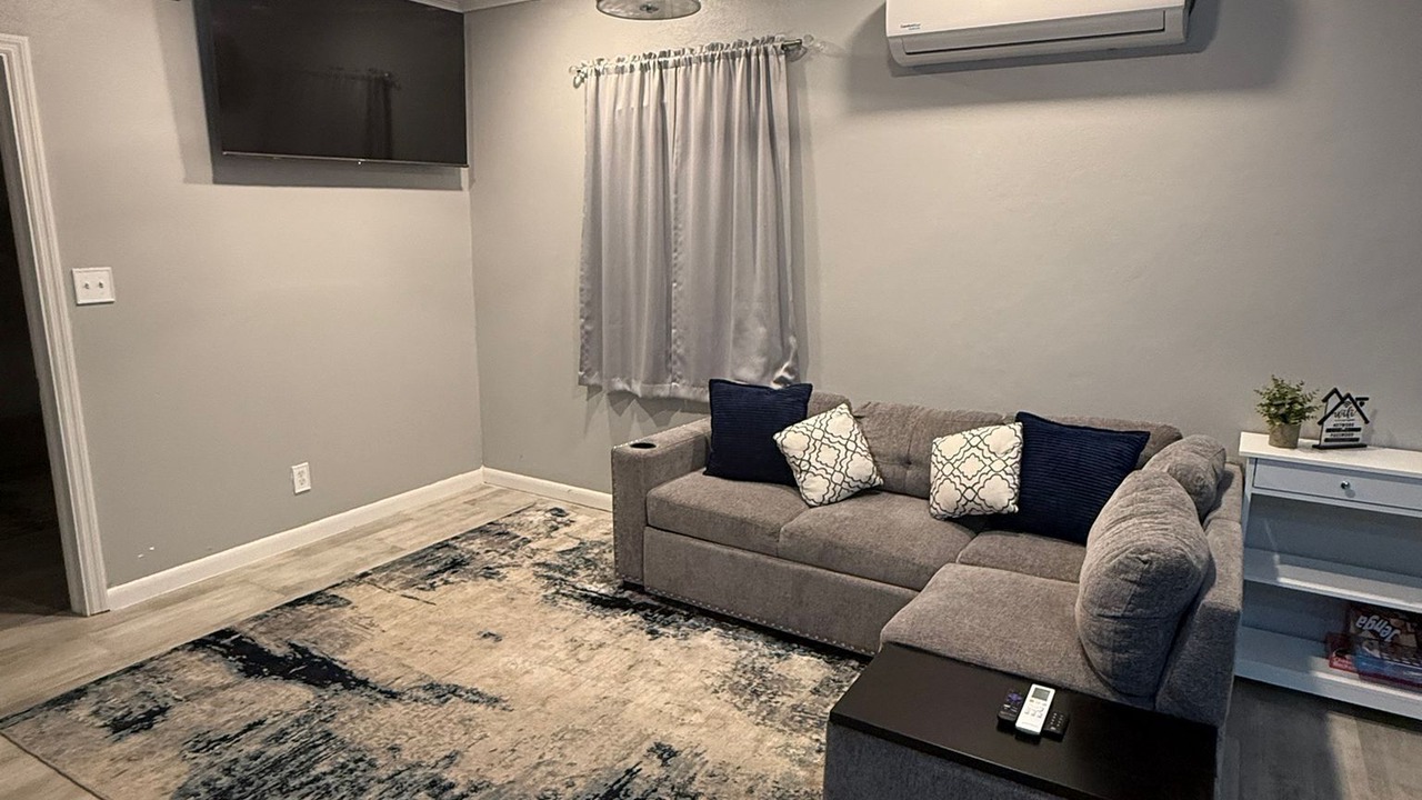 Photo of Livingroom in Nassau