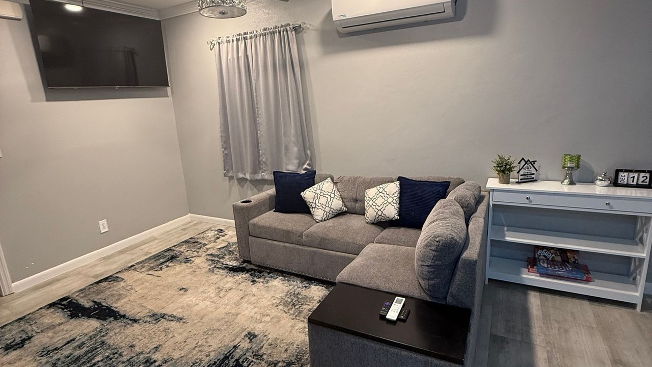 Photo of Livingroom in Nassau