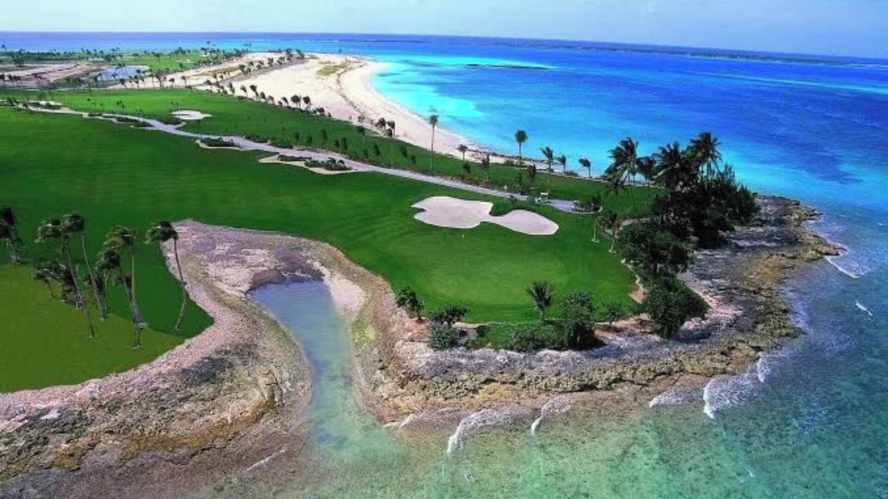 Photo of Others in Paradise Island