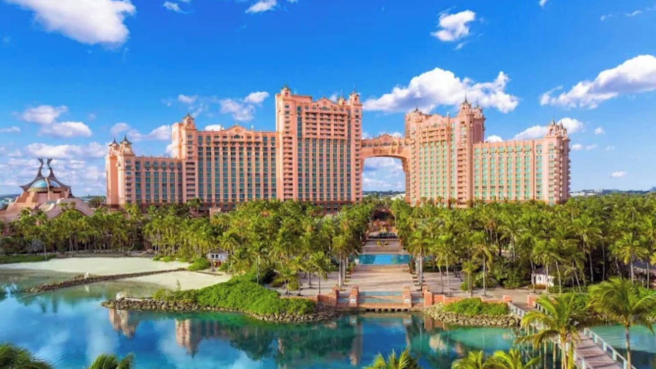 Photo of Others in Paradise Island