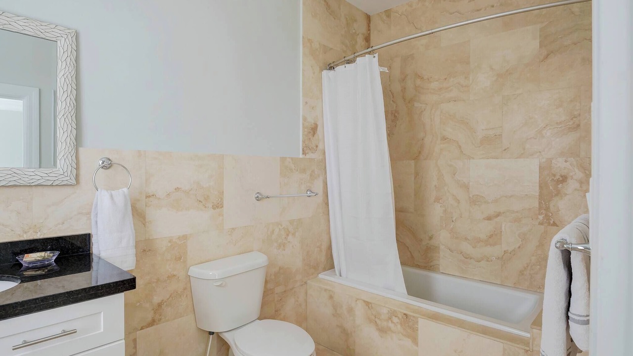 Photo of Bathroom in Palm Cay