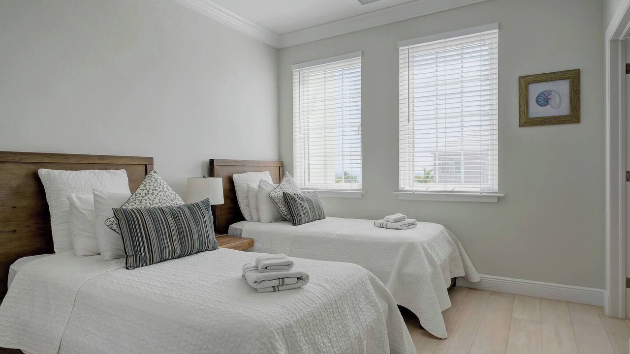 Photo of Bedroom in Palm Cay