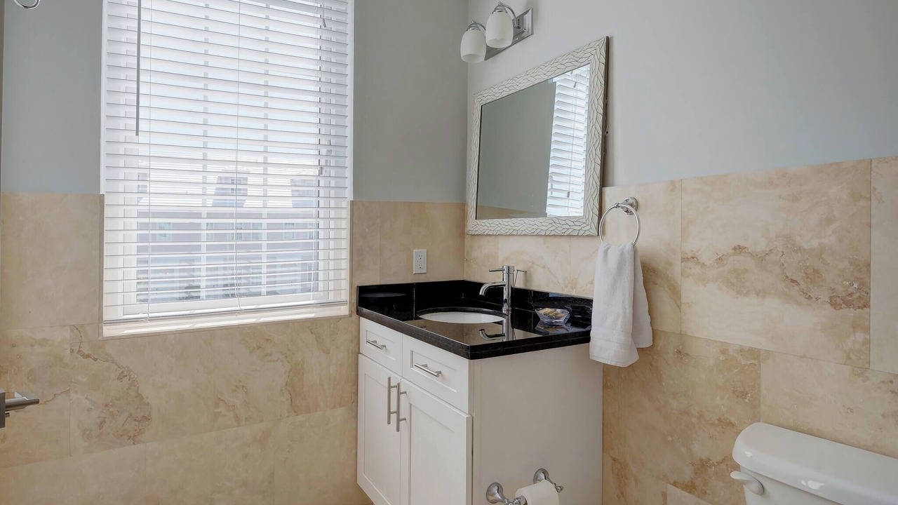 Photo of Bathroom in Palm Cay