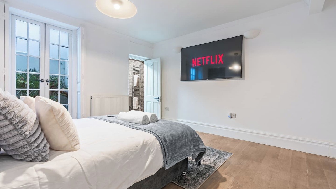 Photo of Bedroom in Camden Town