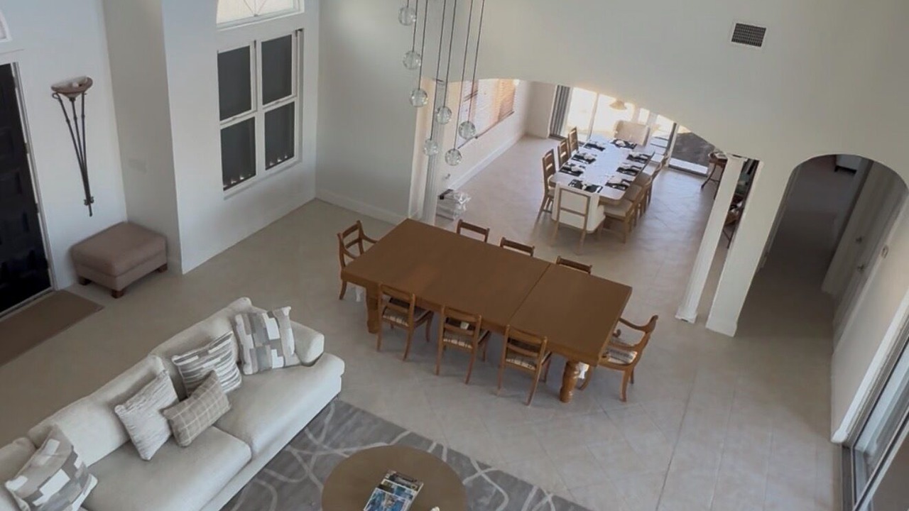 Photo of Livingroom in Bahamia West