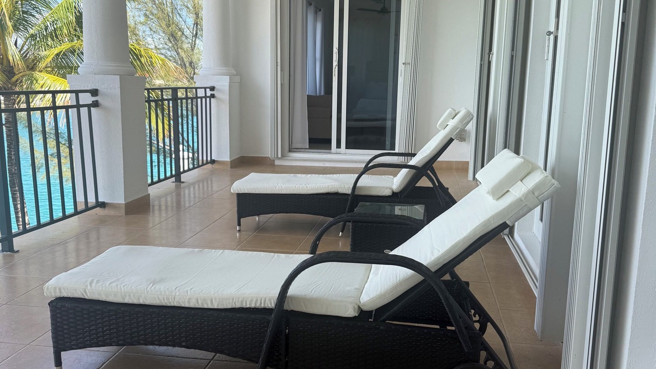 Photo of Patio Balcony in Bahamia West
