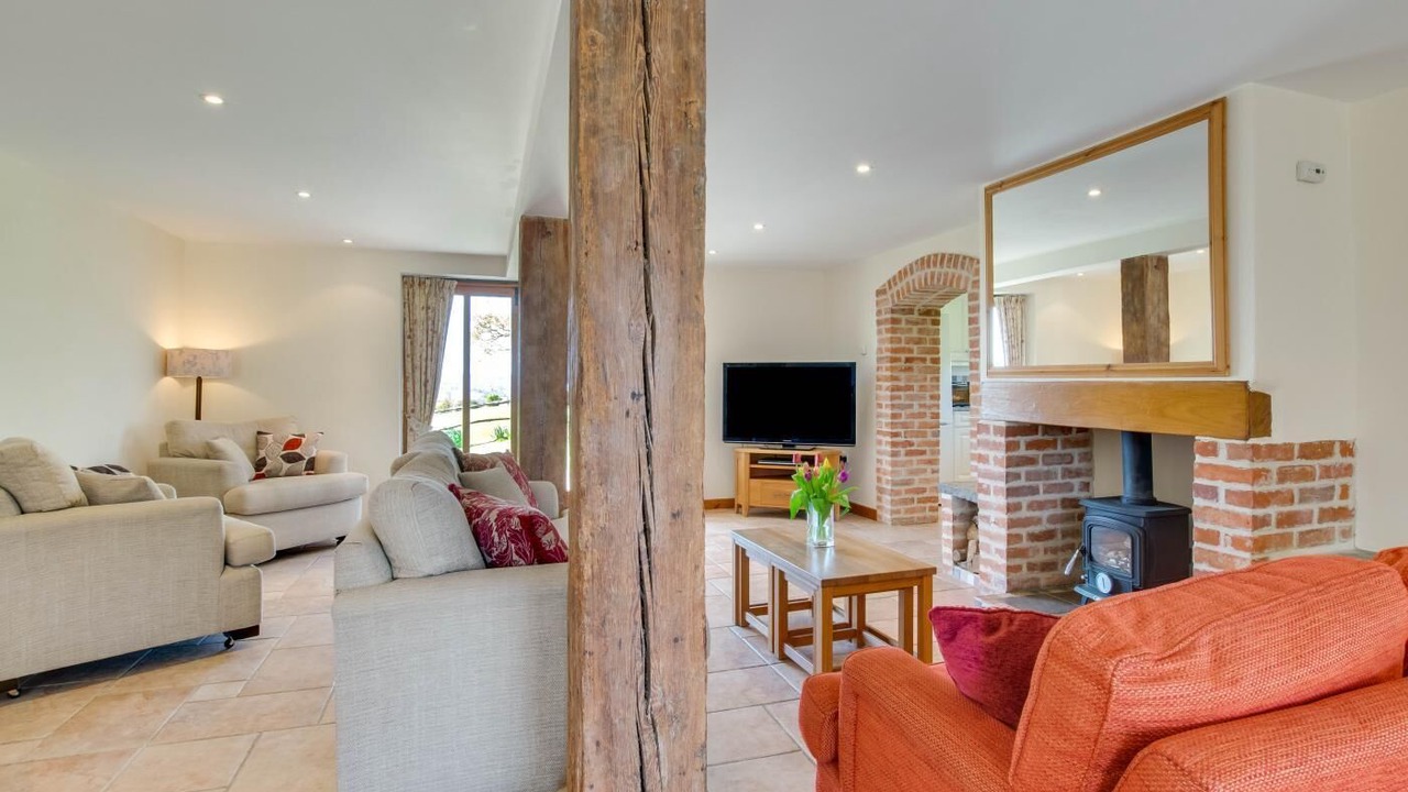 Photo of Livingroom in Ewhurst Green