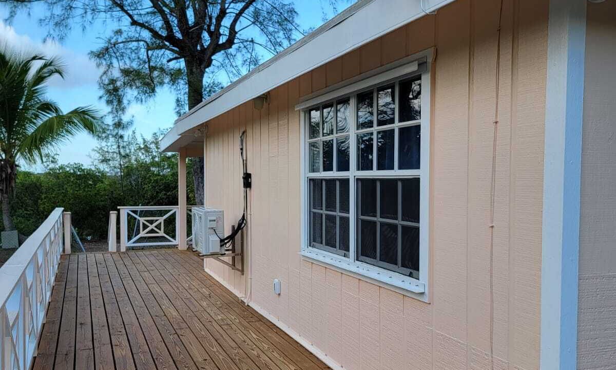 Photo of Patio Balcony in Bahama Palm Shores