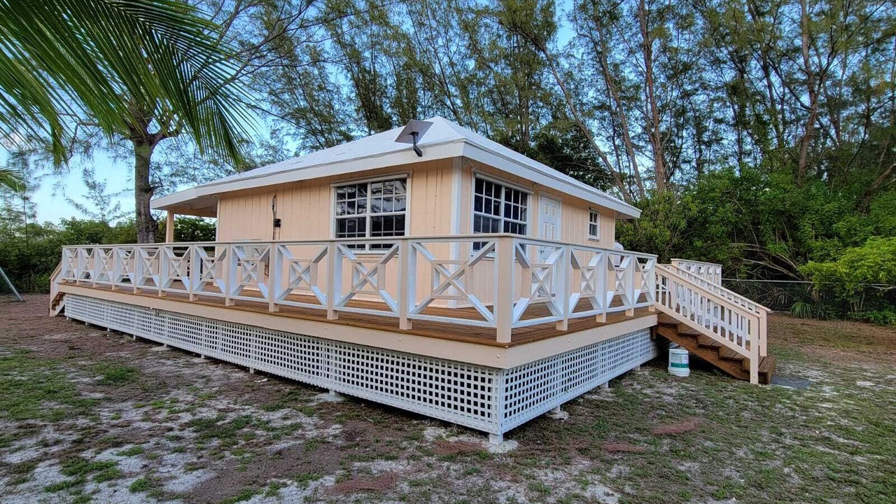 Photo of Outdoor in Bahama Palm Shores