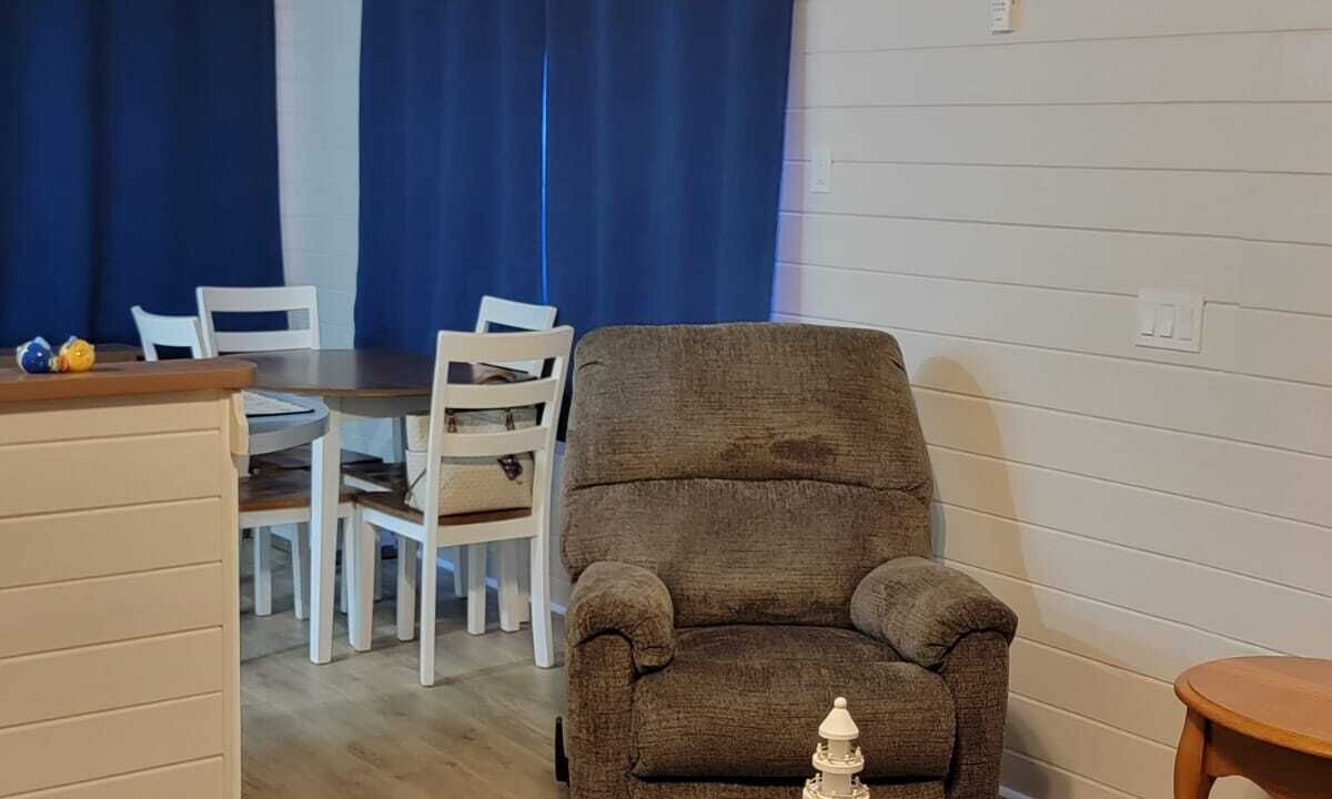 Photo of Livingroom in Bahama Palm Shores