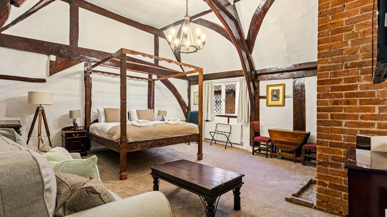 Photo of Bedroom in Great Missenden