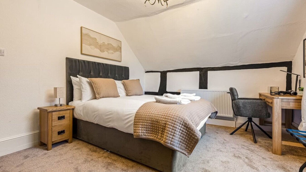 Photo of Bedroom in Great Missenden