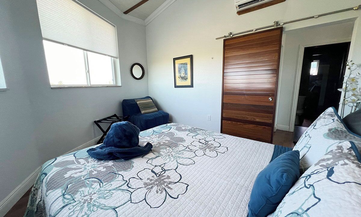 Photo of Bedroom in Staniel Cay