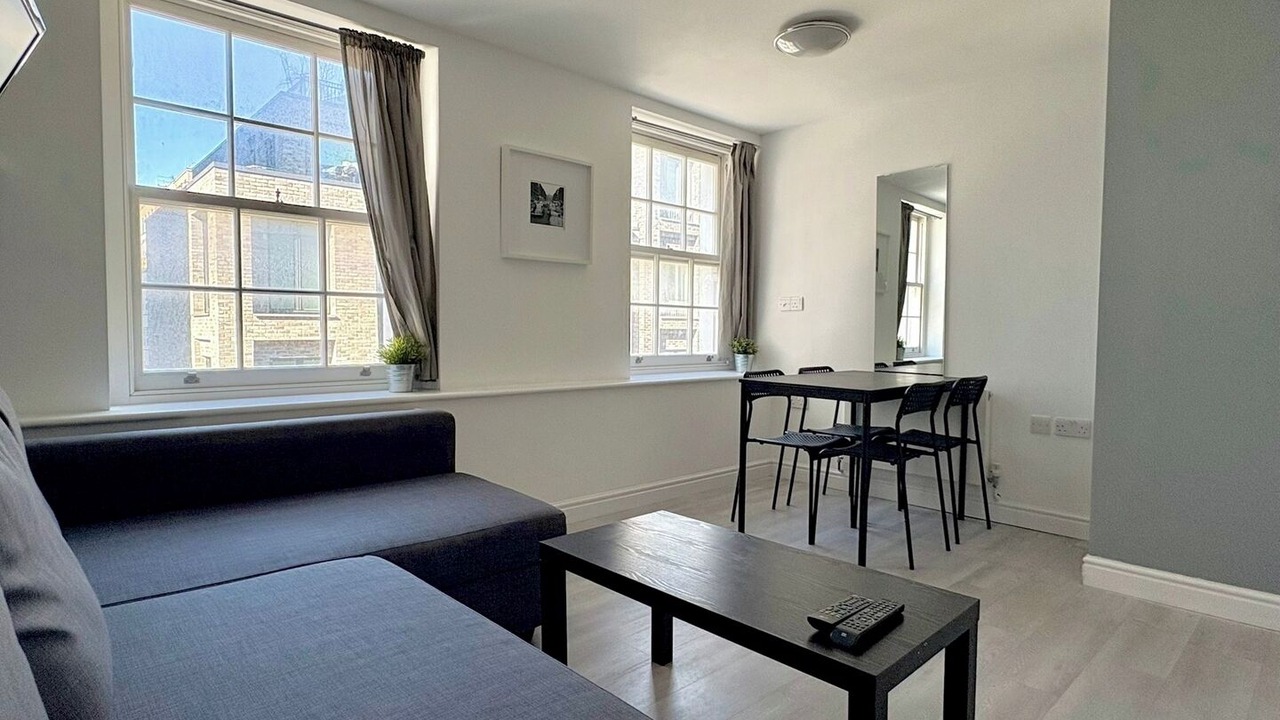 Photo of Livingroom in Fitzrovia