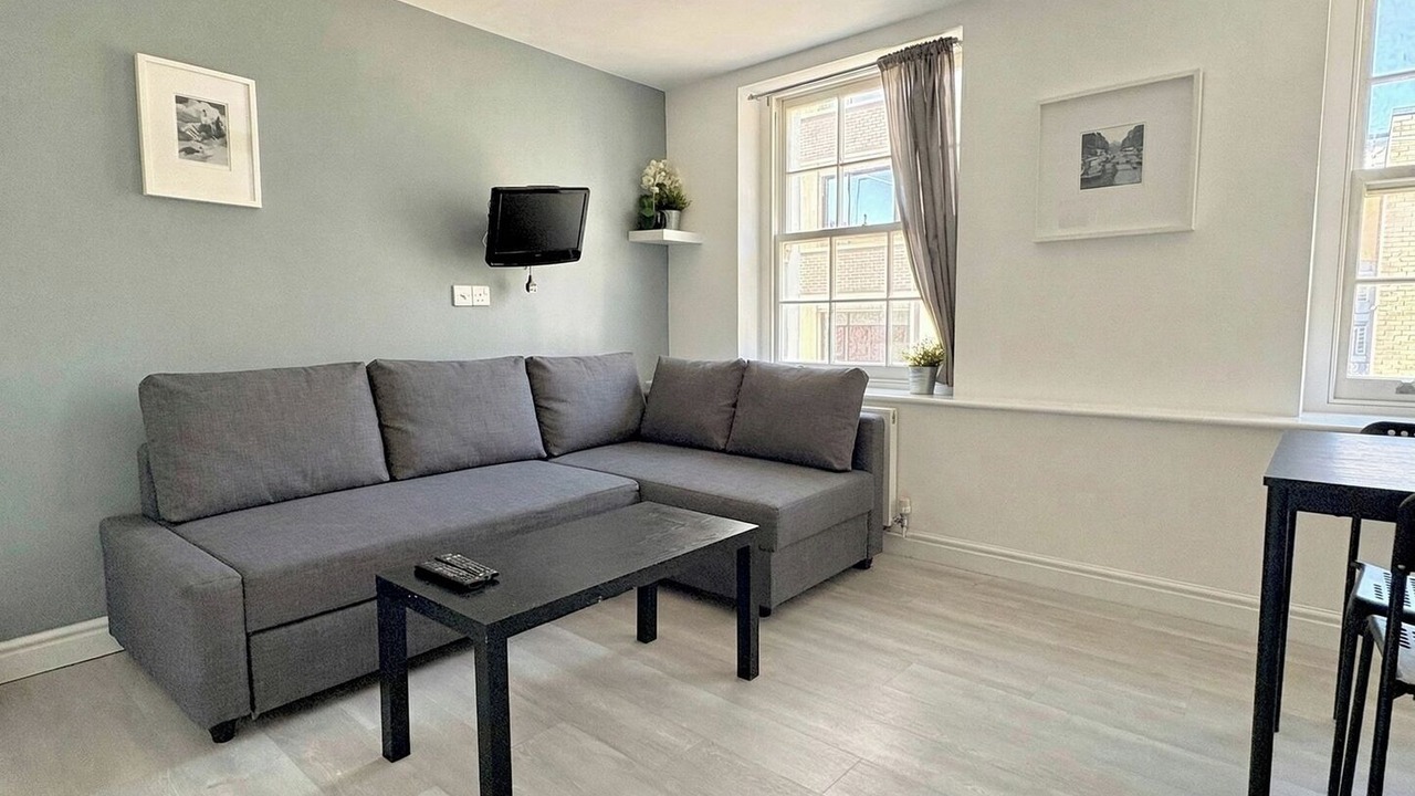 Photo of Livingroom in Fitzrovia