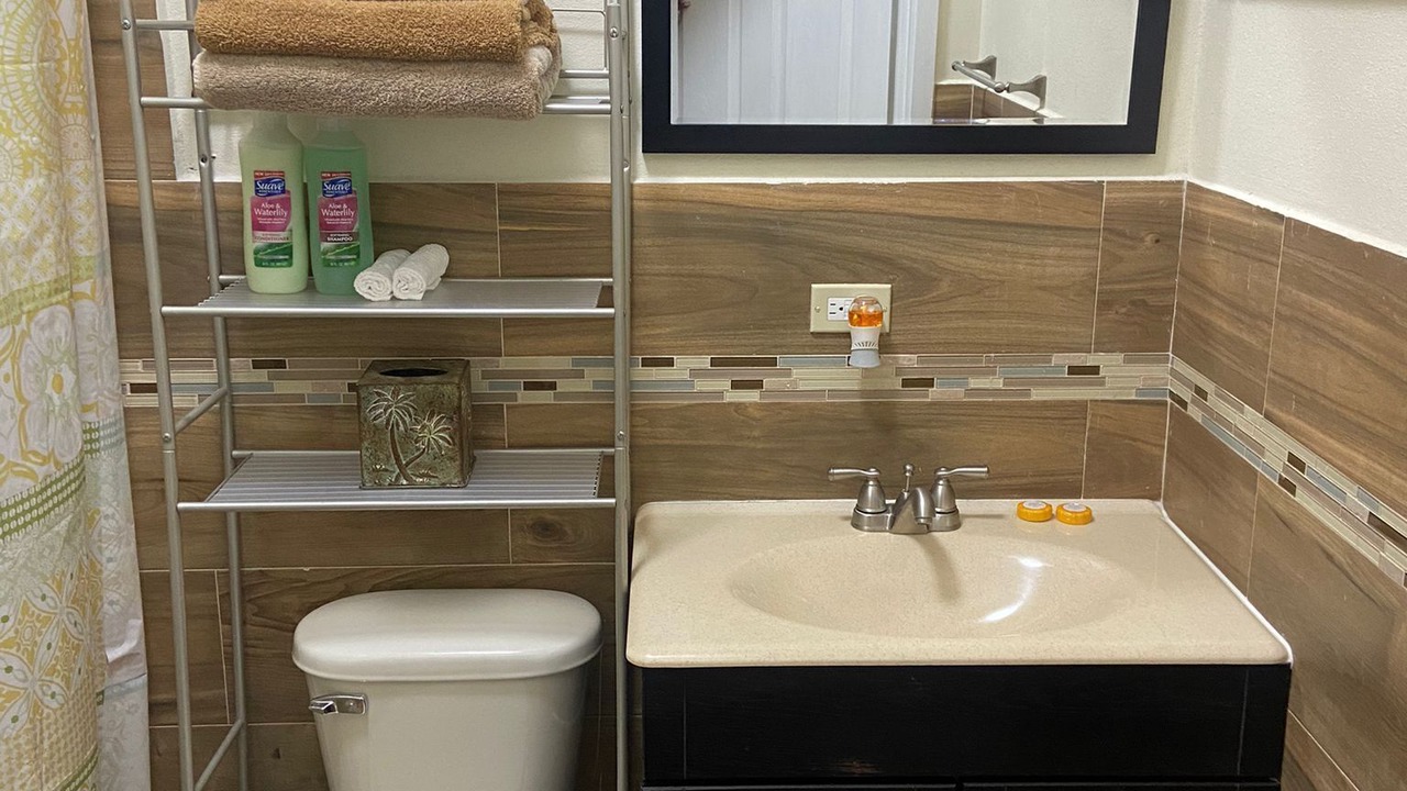 Photo of Bathroom in Coral Harbour