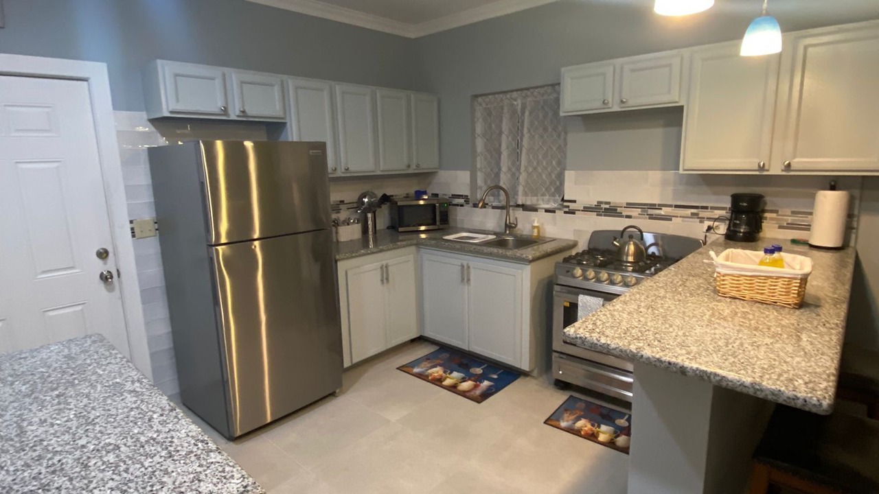 Photo of Kitchen in Coral Harbour