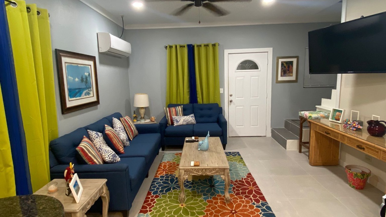 Photo of Livingroom in Coral Harbour