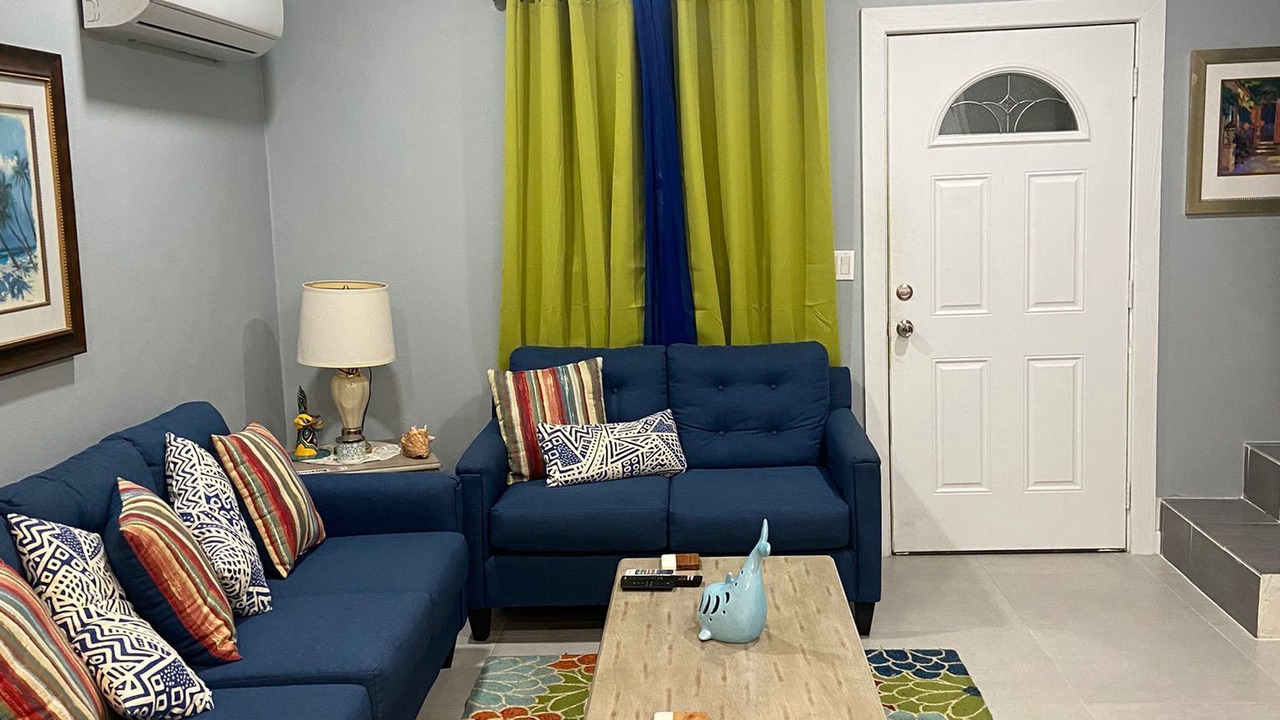 Photo of Livingroom in Coral Harbour