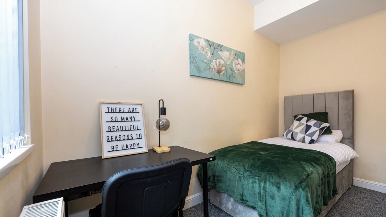 Photo of Bedroom in Newcastle-Under-Lyme