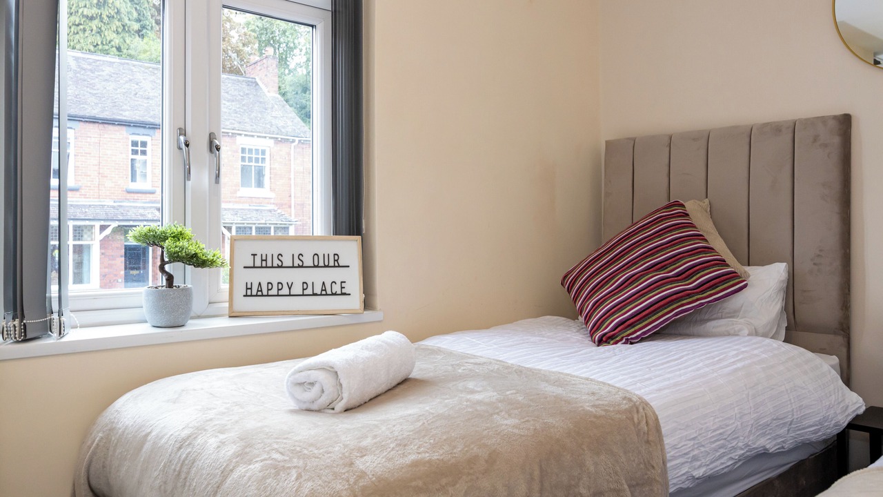 Photo of Bedroom in Newcastle-Under-Lyme