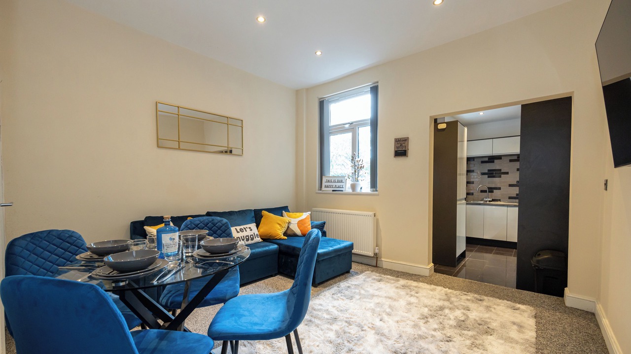 Photo of Livingroom in Newcastle-Under-Lyme