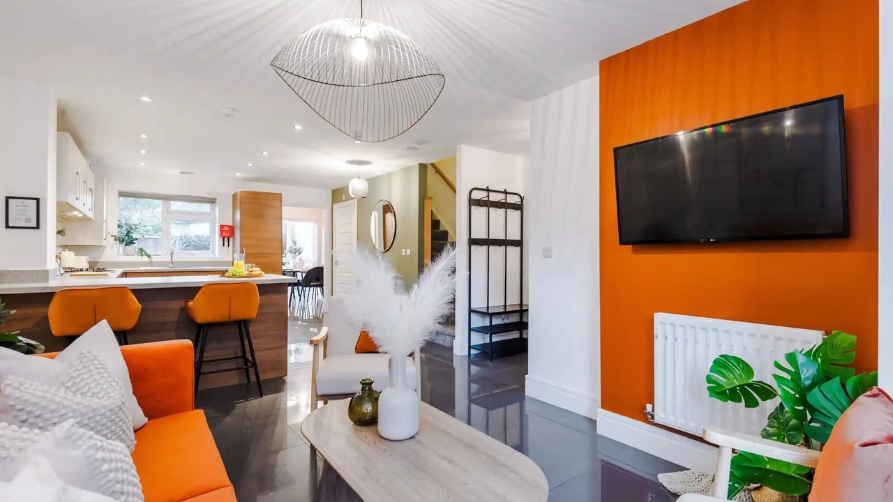 Photo of Livingroom in Hanley